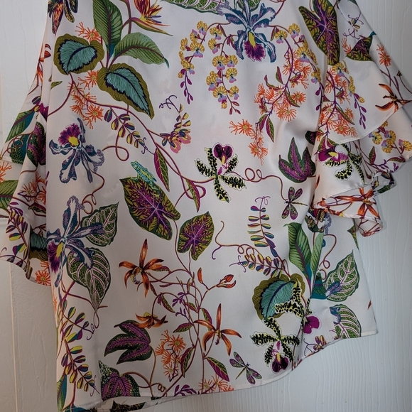 H&M Ruffled 3/4 Sleeve Blouse in White and Red - Picture 5 of 5